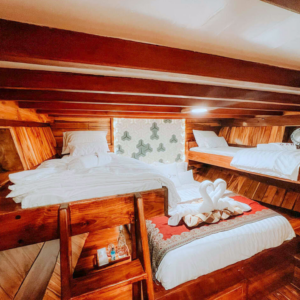 Book Gandiva Luxury Phinisi Private Trip 2026 Master Cabin