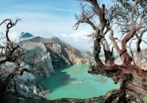 Book Ijen Bromo Yogyakarta Tour 4 Days 2026