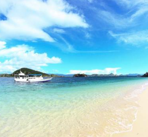 Book Komodo Adventure 3 Days 2 Nights 2026 - Private Boat View