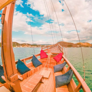 Book Komodo Sharing Trip 3D2N on KM Natural 001