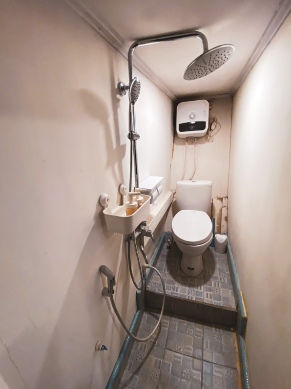 Book Private Trip by Amalfi Luxury Phinisi 2026 Master Cabin