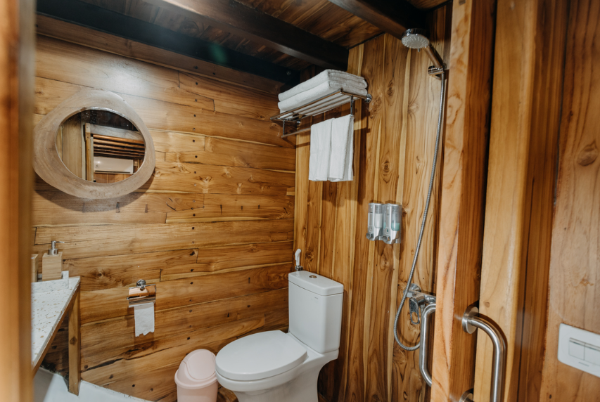 Book Private Trip by Andamari Deluxe Phinisi 2026 Master Cabin