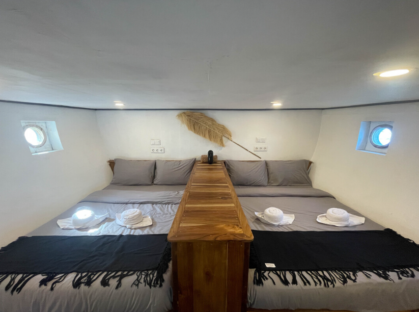 Book Private Trip by Dewi Anjani Deluxe Phinisi 2026