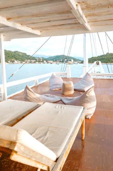 Book Private Trip by King Cirox Superior Phinisi 2026 Master Cabin