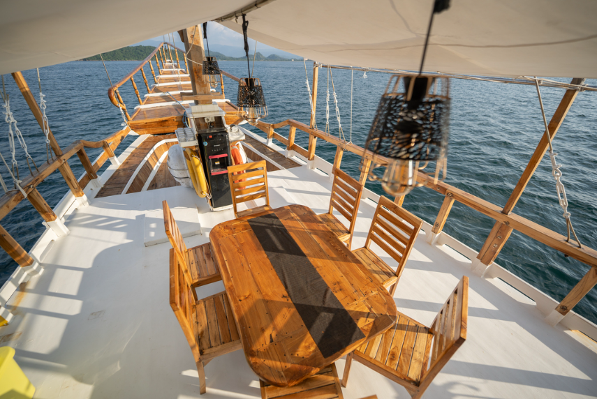 Book Private Trip by NK Jaya 1 Deluxe Phinisi 2026