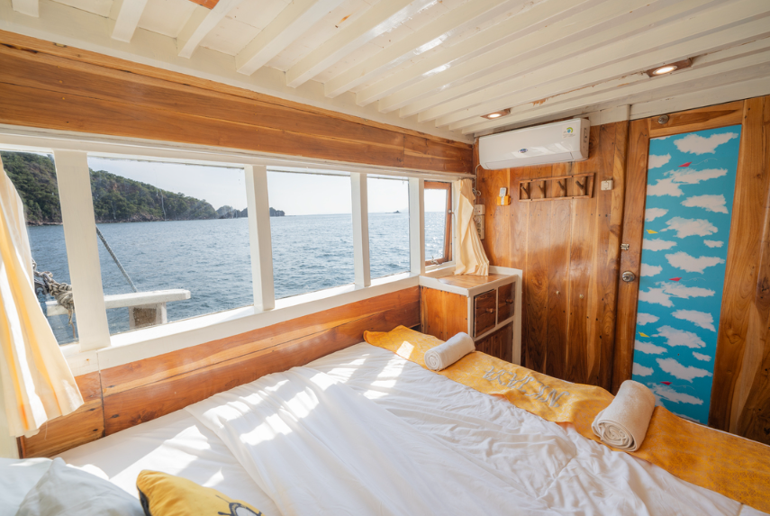 Book Private Trip by NK Jaya 1 Deluxe Phinisi 2026