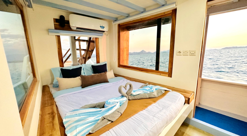 Book Private Trip by New Pandawa Deluxe Phinisi 2026