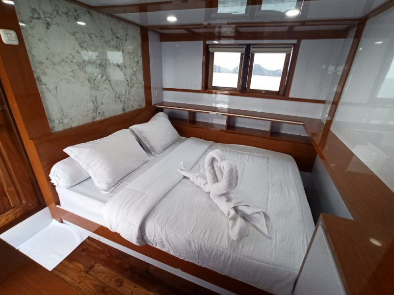 Book Private Trip by Riley Luxury Phinisi 2026 - Master Deck View