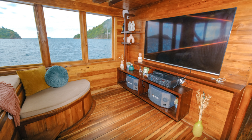 Book Private Trip by Senada Luxury Phinisi 2026 - Cabin with Balcony