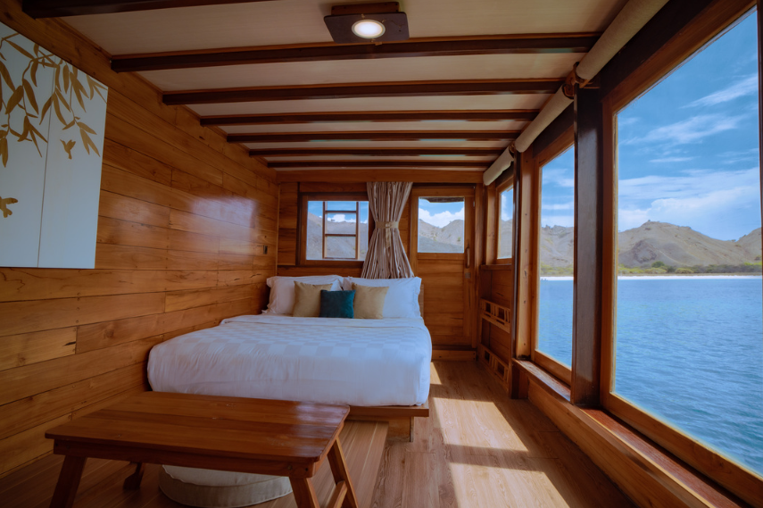Book Private Trip by Vinca Voyages Luxury Phinisi 2026 - Master Cabin with Balcony
