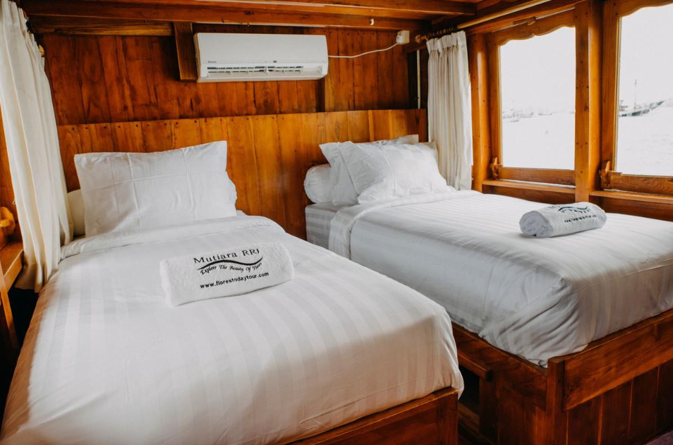 Book Private Trip by White Pearl 2 Superior Phinisi 2026 - Sunbed Area