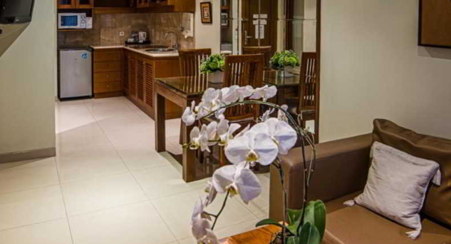 Book Sara Residence Bali 2026 - 2 Bedroom Suite Pool View