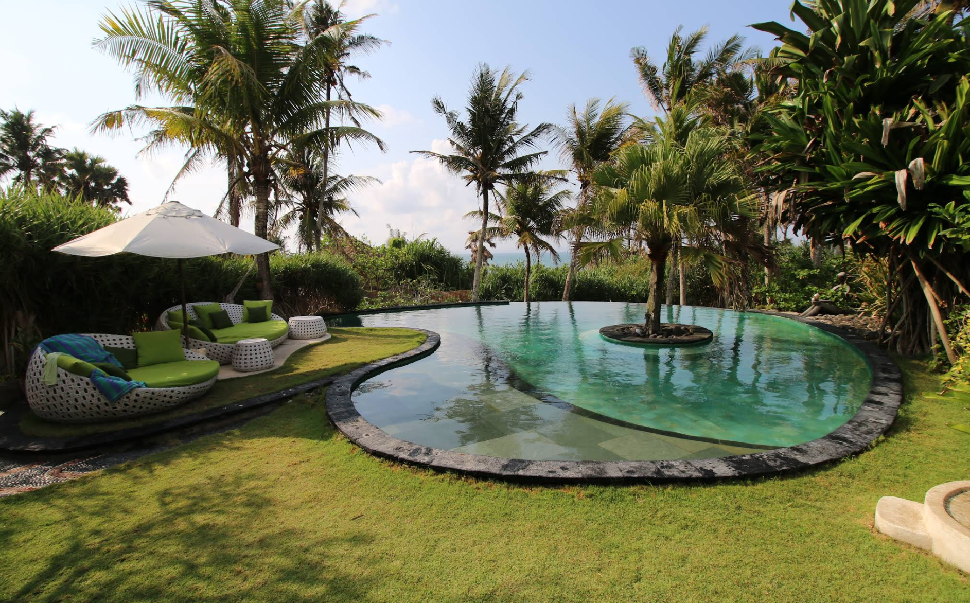 Book Sejuk Beach Villas Bali 2026