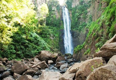 Book South Sulawesi Tour Package 8 Days 7 Nights