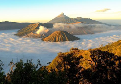 Book Yogyakarta Bromo Kalibaru Tour 6 Days 2026