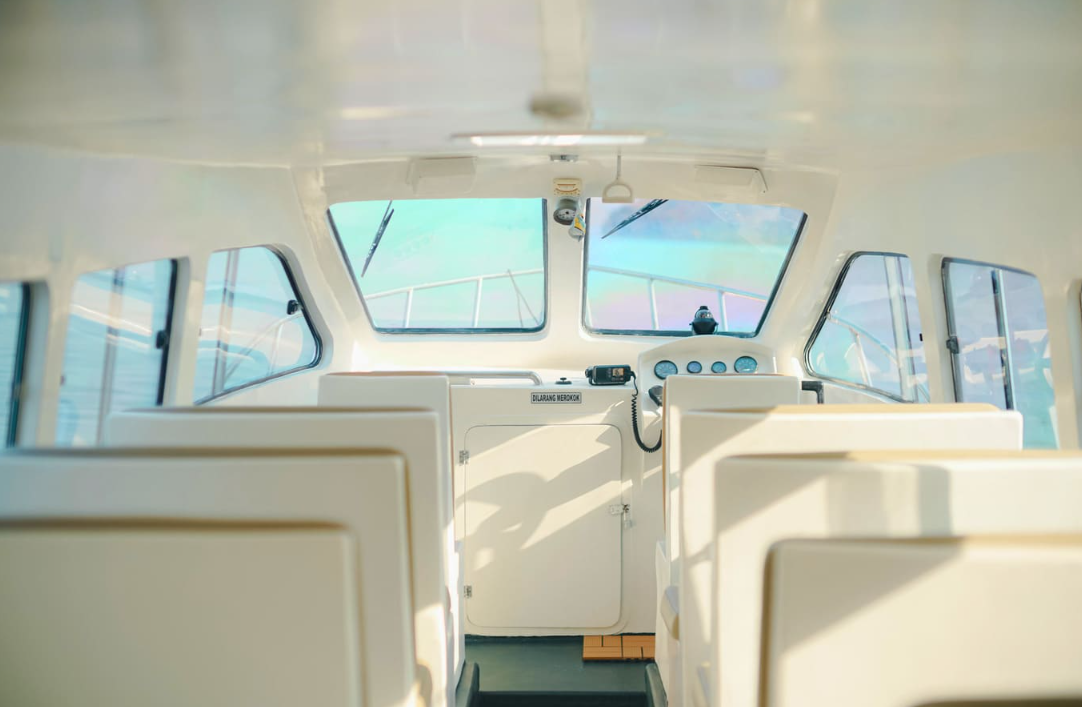 Book Zada Raya Speedboat Charter Private Trips 2026 - Padar Island View