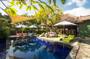 Breathtaking ocean view from the cliff 3