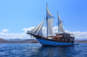 Helena Deluxe Phinisi Master Cabin with Private Bathroom