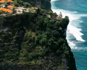 Helicopter Tour Pesanggaran - Uluwatu Temple Route