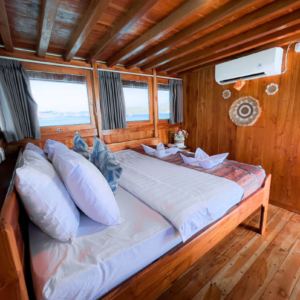 Book Dream Ocean Luxury Phinisi Private Trip 2026