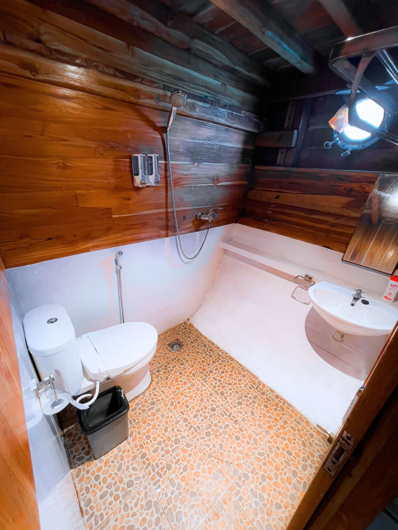 Interior of the Master Cabin on Dream Ocean Luxury Phinisi Private Trip 2026