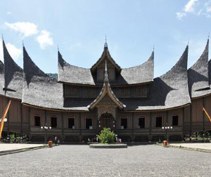 Pagaruyung Palace - 5D4N Minangkabau tour package price detail