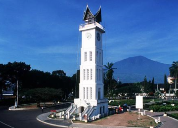 Pagaruyung Palace - 5D4N Minangkabau tour package price detail