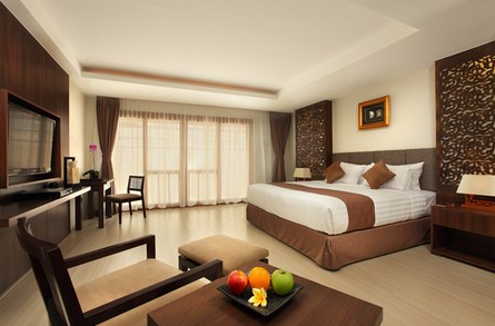 Private pool and rooftop gazebo at Villa Kayu Raja Seminyak 2026 - Book your stay