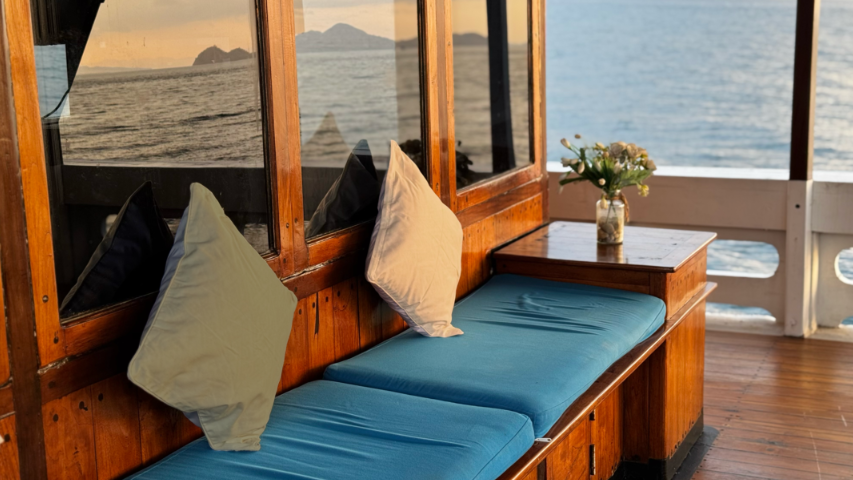 Radea Phinisi luxury charter booking - Master Cabin Balcony