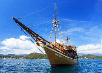 Sailing with Aqua Luna Phinisi Private Trip 2026