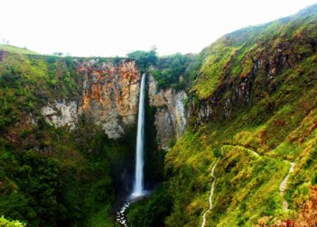 Samosir Island Excursion - Medan Lake Toba Holiday 5 Days