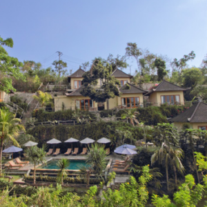 Book Lembongan Cliff Villas 2026