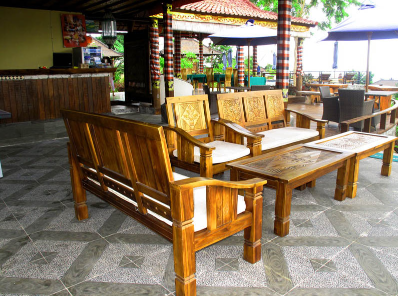 Sunrise view over Ceningan from the highest hill