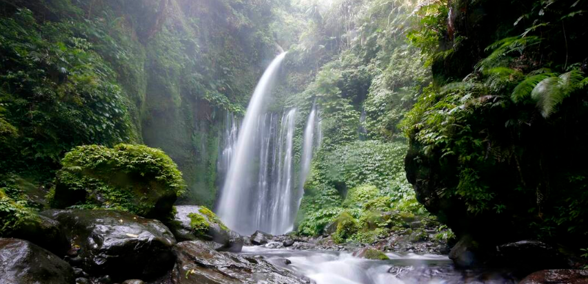 Book Lombok Transfer from Bangsal Harbour Innova 2026