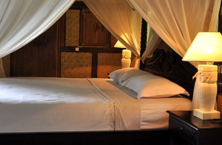 Traditional rice barn cottage and valley view 9