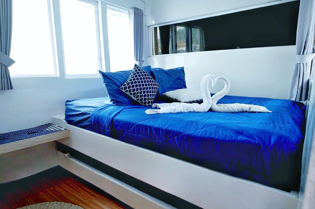 Why Choose Our Private Komodo Boat Charter for 14 Pax