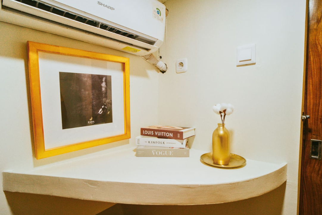 book Zada Nara Luxury Phinisi Charter 2026