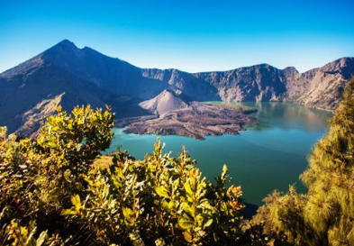 ummit Sunrise - Rinjani Trekking 4 Days 3 Nights