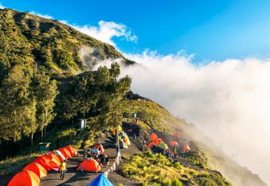 ummit Sunrise - Rinjani Trekking 4 Days 3 Nights