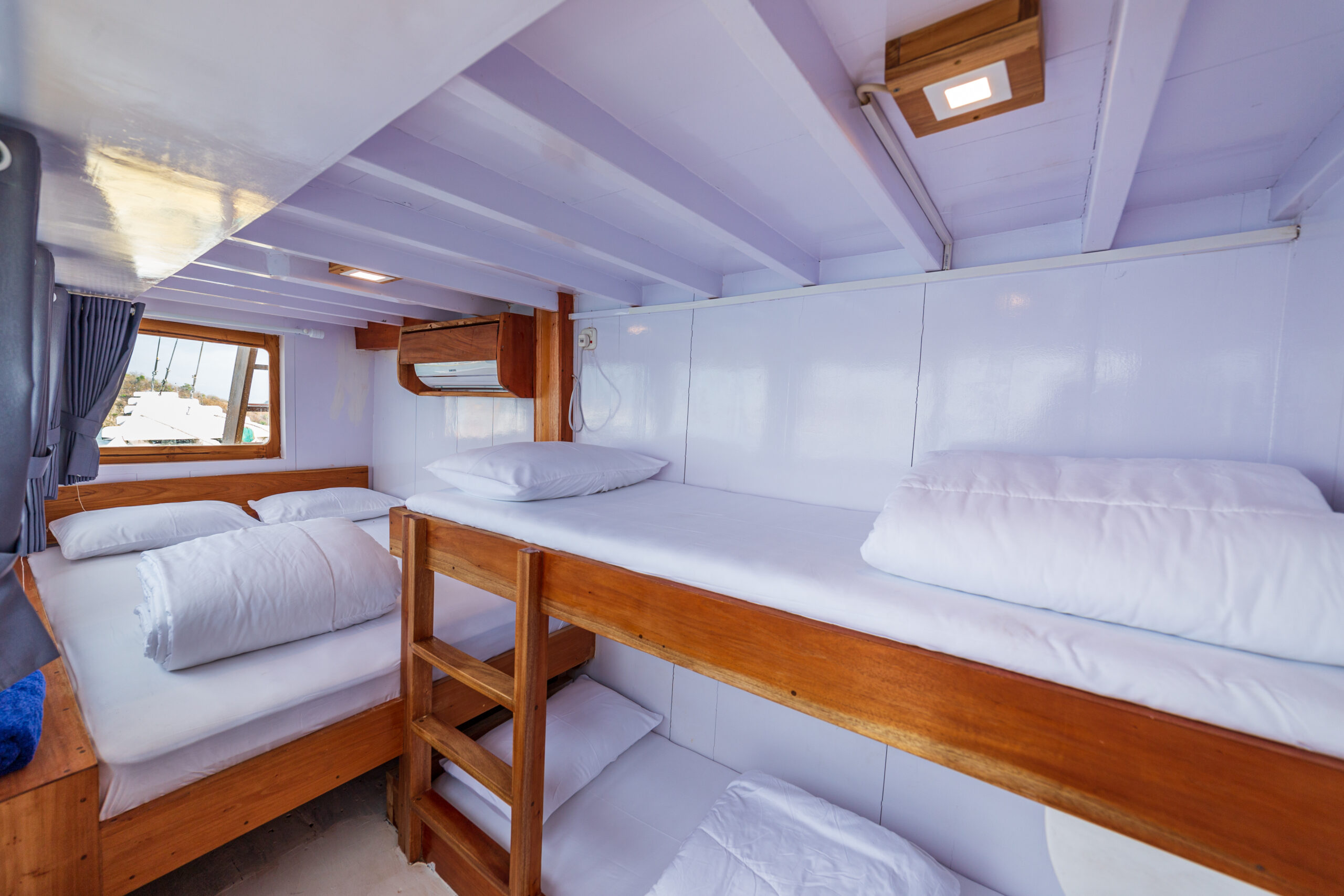 Family Friendly Private Boat Charter Komodo