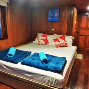Red Sail Phinisi Labuan Bajo 2D1N Booking