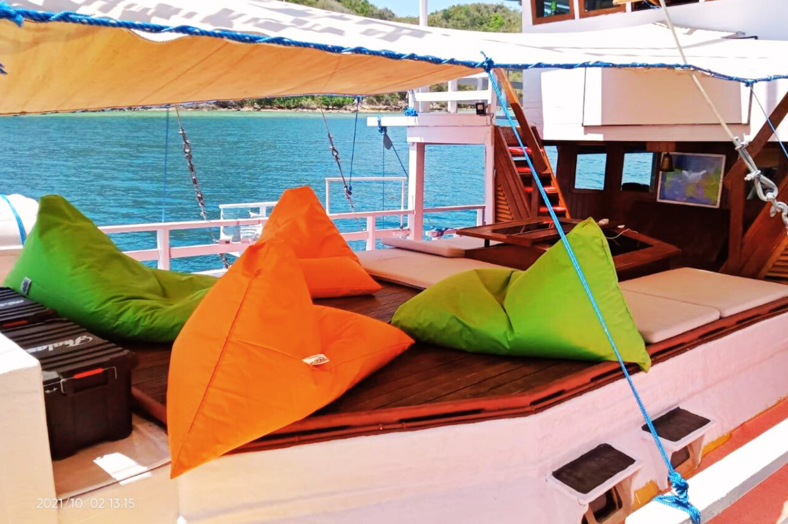 Labuan Bajo Overnight Boat Trip Hot Water Shower