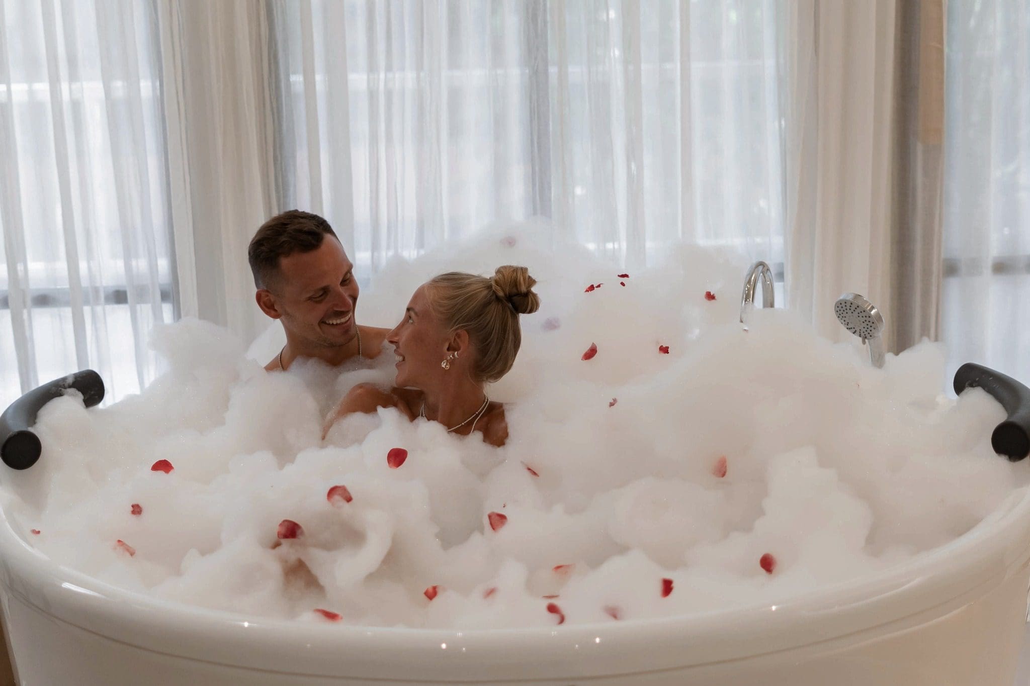 Full Body Flow Relaxation Massage 150 Minutes