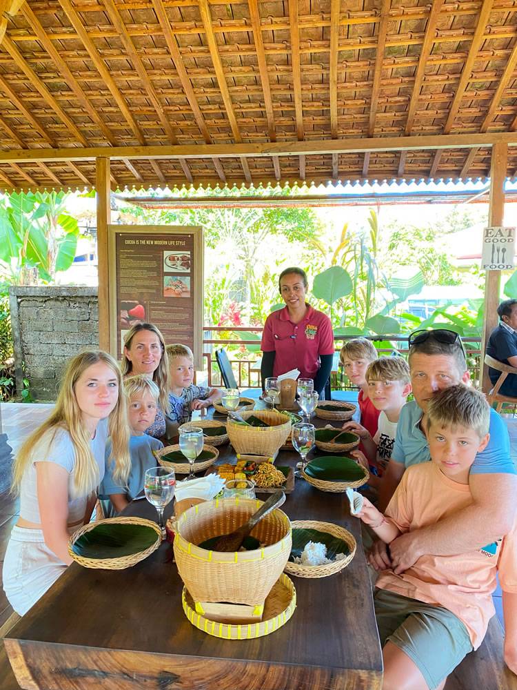 Bali Chocolate Making