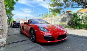 Luxury car rental Bali
